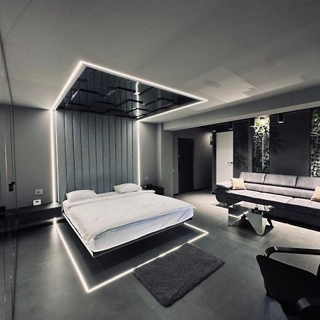 The Hatz By Rh Living Boekarest Buitenkant foto