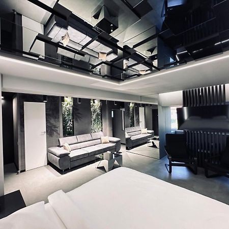 The Hatz By Rh Living Boekarest Buitenkant foto